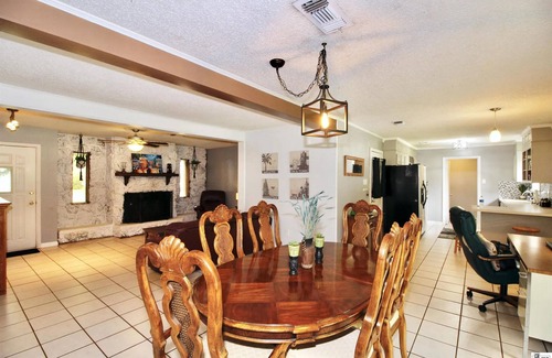 Claiborne House | Large 3-bedroom house in the heart of West Monroe