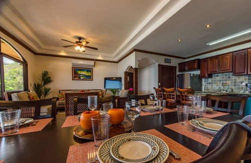Punta Leona Condo | Family-Friendly 3 BR Condo with Ocean Views Steps to Beach