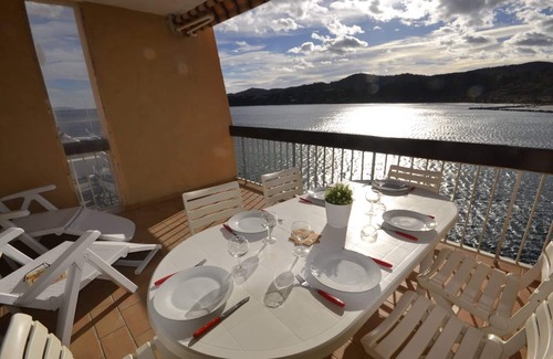 La Faviere Apartment | Beautiful 3-Room Apartment with Ocean View and Pool Access