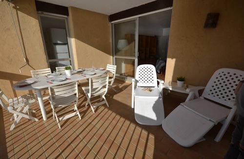 La Faviere Apartment | Beautiful 3-Room Apartment with Ocean View and Pool Access