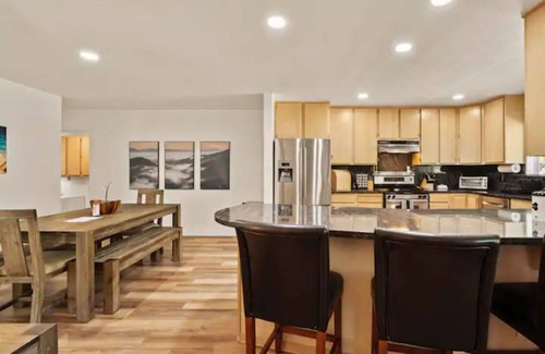 Graeagle House | Inviting 3BR Family Home with Gaming Room and Ocean View