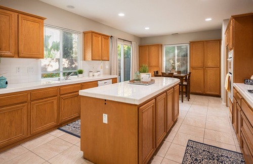 Oak Creek House | Spacious 5-Bed Home with Pool in Gated Community