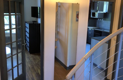 Villejuif House | Spacious 70 m² Apartment with Spa and Breakfast Included