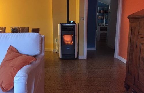 Fanano House | Cozy Central Attic in Fanano with Pool and Spa Amenities