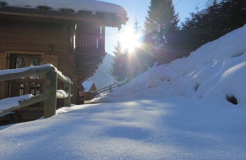 Saint-Jean-dʼAulps Ski Chalet | Large and cosy chalet near Morzine Avoriaz Les Gets - "Chalet Zakopane