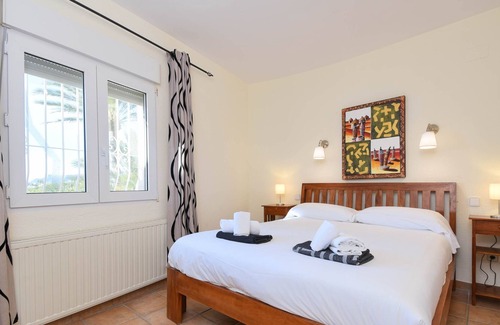El Portet Villa | Large and comfortable villa with private pool in Moraira, on the Costa Blanca, Spain for 6 persons