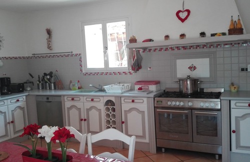 Sollies Pont Villa | Vibrant Family Villa in Central Provence with Pool & Spa