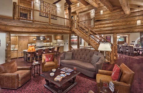 Steamboat Springs House | Indulgent Getaway with Hot Tub & Easy Ski Access - Panorama Grande