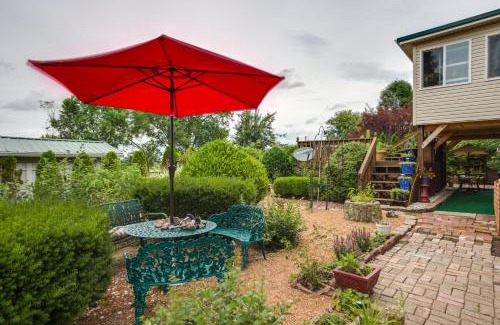 Danville Apartment | Private Guest House with Patio and Scenic Views - 10/10 Rated