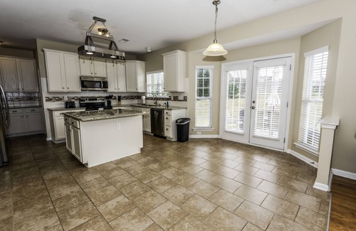 Harrisburg House | Impressive Home with Backyard Near Nascar & TopGolf