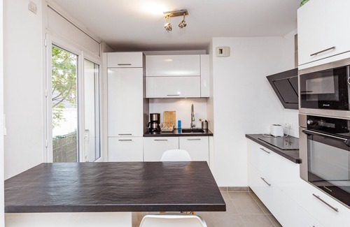 Charenton-le-Pont Apartment | Spacious Apartment Steps from Bois de Vincennes Park