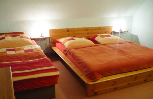 Hiddensee Apartment | Oceanfront Family Retreat - Guest Rated 10/10