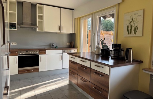 Bergheim House | Discover Troisdorf: Ideal Spot Between Cologne and Bonn