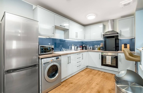 Amesbury Apartment | Spacious Apartment in Amesbury with Smart TV & Free Parking