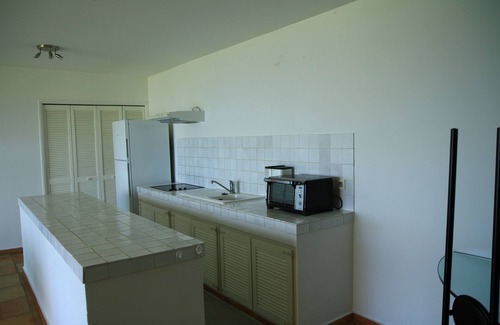 La Nartelle Apartment | Scenic Apartment with Oceanfront Views and Pool Access