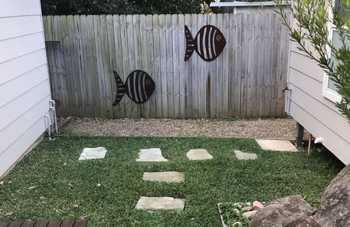 Manyana House | Inviting Beach House Steps from 2 Beautiful Beaches