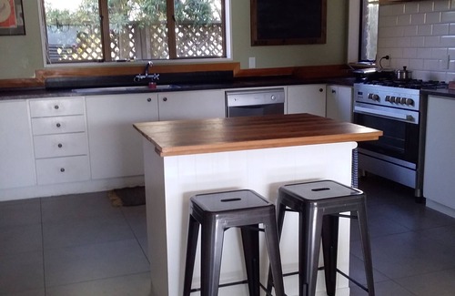 Coastlands House | Oceanfront Beach House with Pool and 10/10 Guest Rating