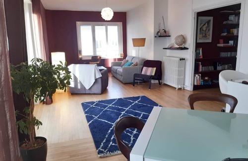 Saint-Nazaire Apartment | Bright Apartment with Oceanfront Views in City Center