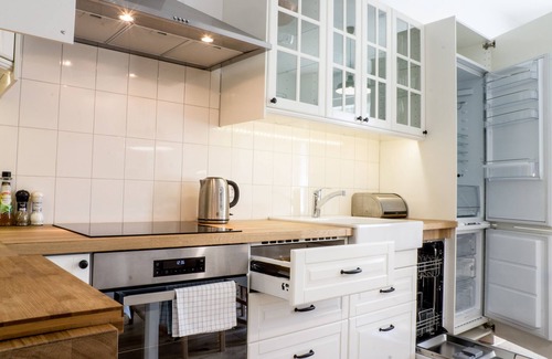 Stare Miasto Apartment | Cozy Apartment Overlooking the Market - Guest Rated 10/10