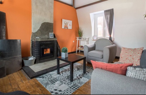 Croix Apartment | Bright Studio Near Lille with Spa and Hot Tub Access