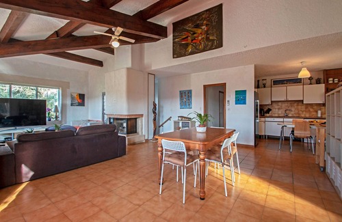 Montferrier-sur-Lez Villa | Charming Bucolic Villa with Pool, Ideal for Families