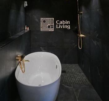 Nes House | Relaxing Getaway at Grand Cabin Nesfjellet with Jacuzzi