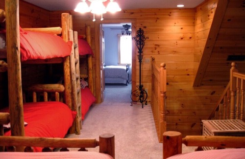 Rattan Cabin | Spacious Cabin Retreat in Kiamichi Wilderness - Guest Rated 9.8