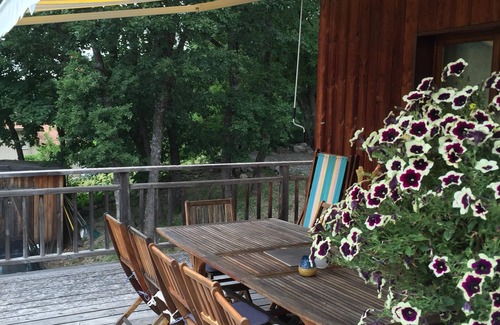 Chorges House | Idyllic Chalet with Lake and Mountain Views - Guest Rated 10/10