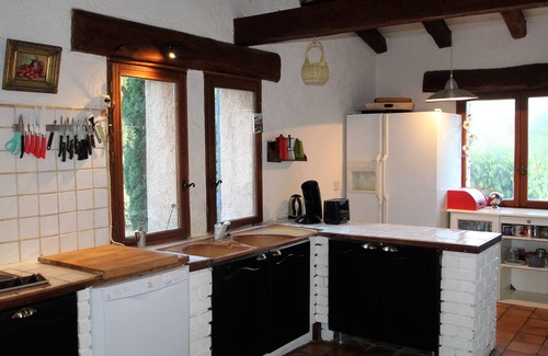 Lorgues Villa | Spacious Villa for 8-16 Guests with Private Pool & More
