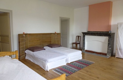 Cepie House | Spacious House with Pools and Scenic Grounds for 22 Guests