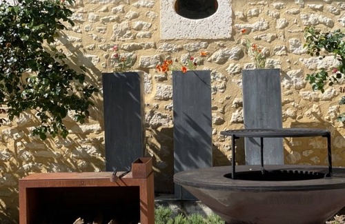 Mareuil en Perigord House | Elegant House with Heated Pool and Nature Retreat