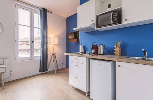 Chalons-en-Champagne Apartment | Comfortable Studio Near Cathedral - Child Friendly Retreat