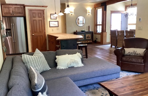 Telluride Condo | Guest Rated 10/10: Cozy Condo with Pool Near Ski Resort