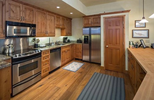 Telluride Condo | Guest Rated 10/10: Cozy Condo with Pool Near Ski Resort