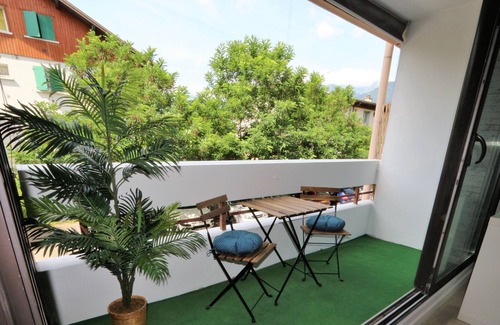 Albertville Condo | Large comfortable T2, modern and bright decor, with terrace near train station