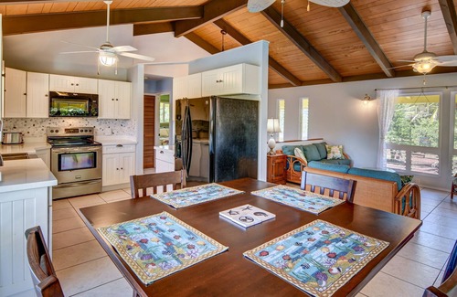 Keaau House | Family-Friendly Oasis with Pool and Ocean View near Kaloli