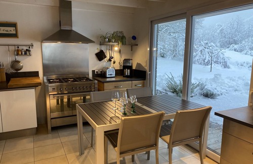 Thollon-les-Memises Ski Chalet | Modern Chalet with Scenic Lake and Mountain Views