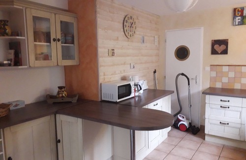 Pouldreuzic House | Spacious Cottage Steps from the Ocean with Top Amenities