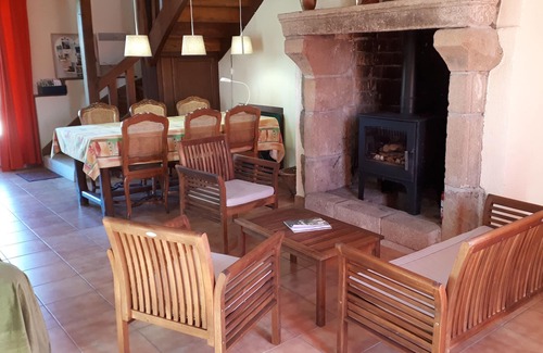 Vigoux Cottage | Spacious 15-Bedroom Cottage in Berry with Pool and Ocean View
