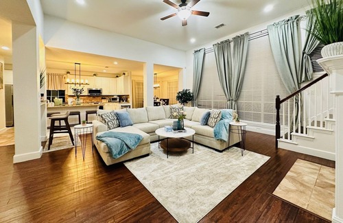 Allen House | Cozy Home with Kitchen & Child-Friendly Amenities