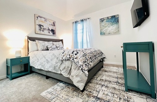 Allen House | Cozy Home with Kitchen & Child-Friendly Amenities