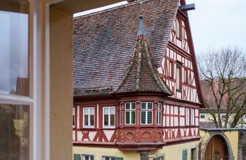Rothenburg Old Town House | Peaceful 2-Level Retreat in Historic Old City with Spa