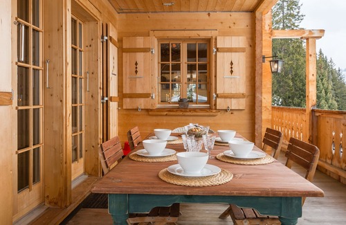 Murren Ski Chalet | Exclusive Family-Friendly Chalet in Murren with Spa & Pool