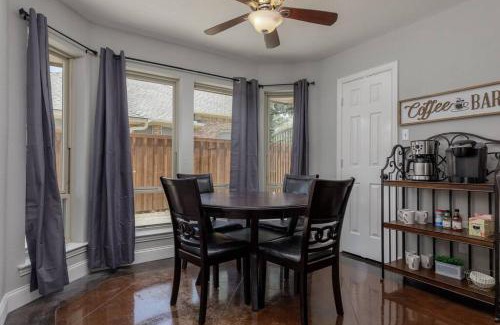 Keller House | Family-Friendly Home with Pool in Keller, Rated 9.5/10