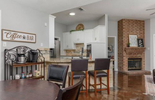 Keller House | Family-Friendly Home with Pool in Keller, Rated 9.5/10