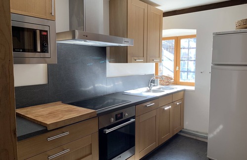 Oz Ski Chalet | Spacious Family Chalet in Oz-Vaujany with Pool Access