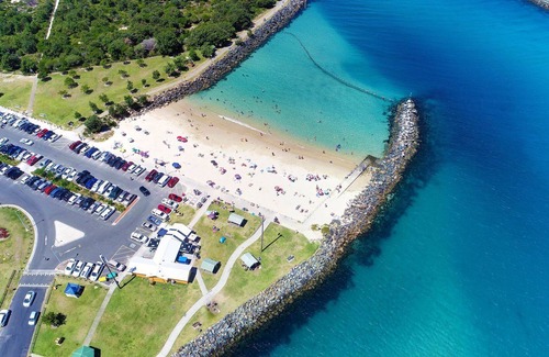 Tuncurry House | Large family home with plenty of room for everyone to relax.