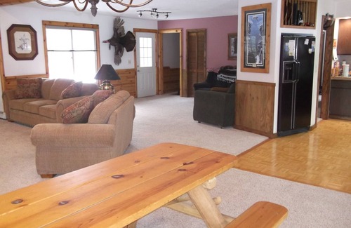 Kalkaska House | Family Retreat with Deck, Pool & Breakfast - 10/10 Rated!