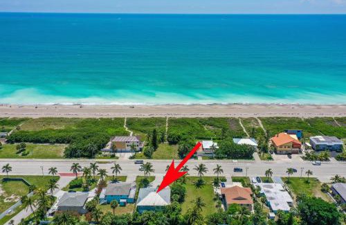Fort Pierce House | Family-Friendly Ocean View Retreat on Serene Island