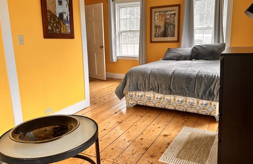 Waterbury Center Other | Spacious Farm House Apartment Near Stowe Mountain Resort